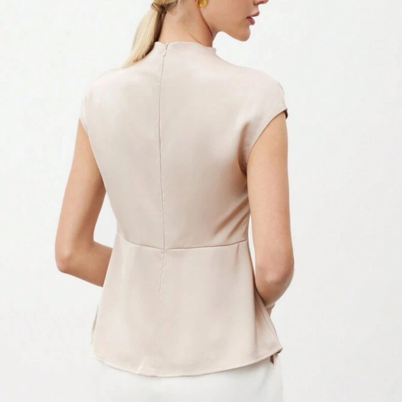 Luxe black elegant pleated blouse - Picture 10 of 16